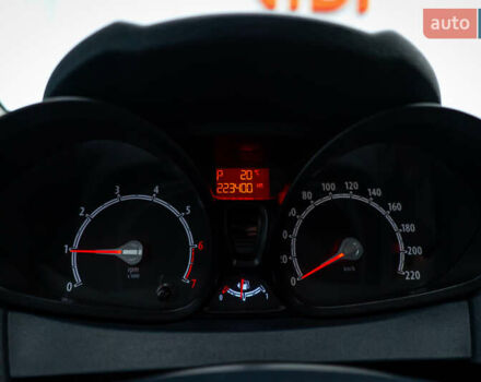 Форд Фиеста, объемом двигателя 1.4 л и пробегом 223 тыс. км за 5636 $, фото 18 на Automoto.ua