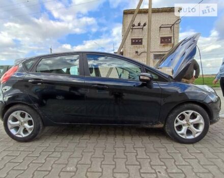 Форд Фиеста, объемом двигателя 1 л и пробегом 115 тыс. км за 6000 $, фото 4 на Automoto.ua