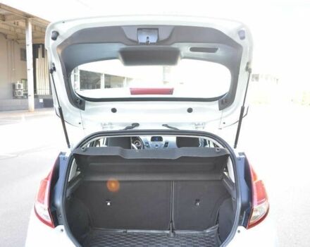 Форд Фиеста, объемом двигателя 1.6 л и пробегом 124 тыс. км за 8500 $, фото 19 на Automoto.ua