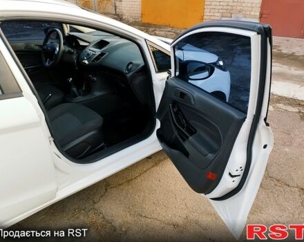 Форд Фиеста, объемом двигателя 1.3 л и пробегом 130 тыс. км за 6800 $, фото 6 на Automoto.ua