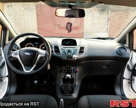 Форд Фиеста, объемом двигателя 1.3 л и пробегом 130 тыс. км за 6800 $, фото 11 на Automoto.ua