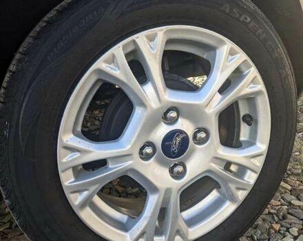 Форд Фиеста, объемом двигателя 1.6 л и пробегом 146 тыс. км за 7500 $, фото 12 на Automoto.ua