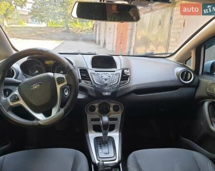 Форд Фиеста, объемом двигателя 1.6 л и пробегом 203 тыс. км за 7900 $, фото 6 на Automoto.ua