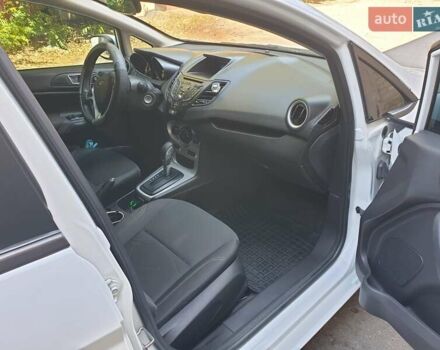 Форд Фиеста, объемом двигателя 1.6 л и пробегом 203 тыс. км за 7900 $, фото 3 на Automoto.ua