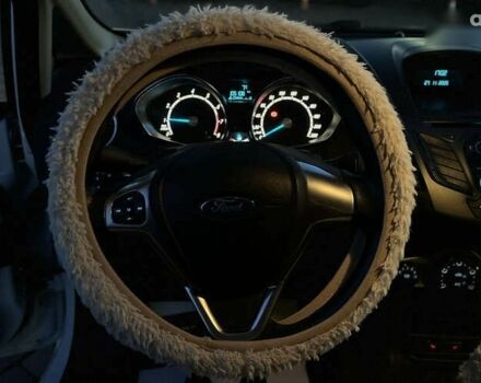 Форд Фієста, об'ємом двигуна 1 л та пробігом 120 тис. км за 8300 $, фото 10 на Automoto.ua