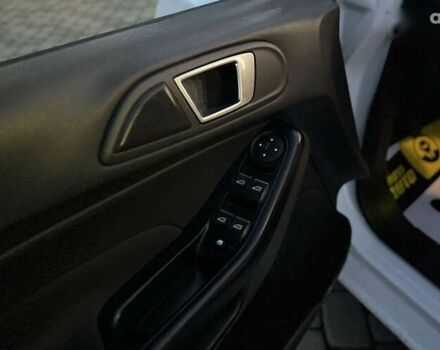 Форд Фієста, об'ємом двигуна 1 л та пробігом 120 тис. км за 8300 $, фото 16 на Automoto.ua