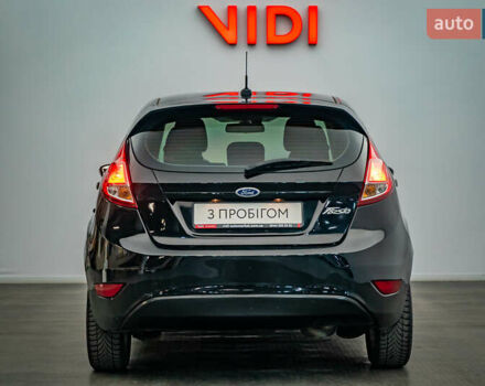 Форд Фиеста, объемом двигателя 1.6 л и пробегом 158 тыс. км за 6959 $, фото 5 на Automoto.ua