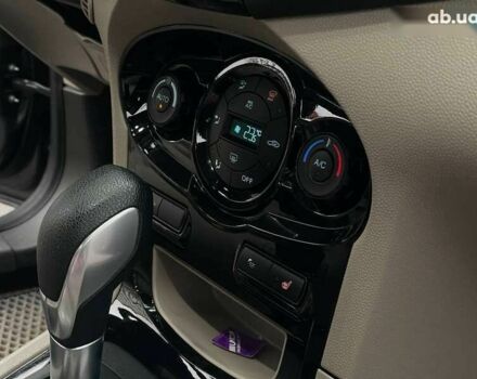 Форд Фиеста, объемом двигателя 1.6 л и пробегом 143 тыс. км за 9399 $, фото 23 на Automoto.ua