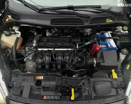 Форд Фиеста, объемом двигателя 1.6 л и пробегом 143 тыс. км за 9399 $, фото 11 на Automoto.ua