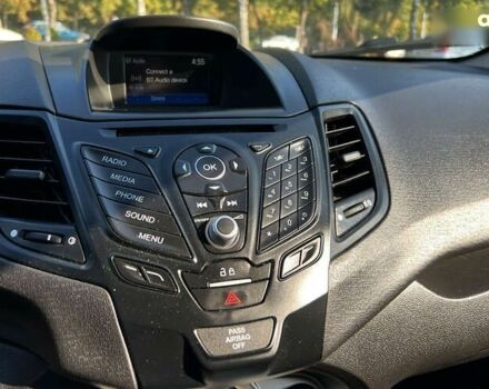 Форд Фієста, об'ємом двигуна 1.6 л та пробігом 70 тис. км за 7999 $, фото 10 на Automoto.ua