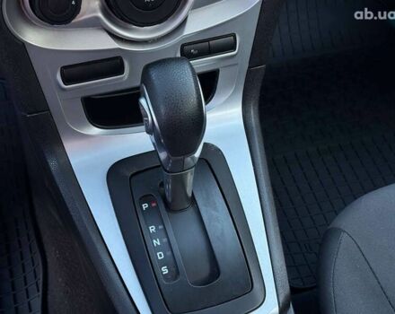 Форд Фиеста, объемом двигателя 1.6 л и пробегом 79 тыс. км за 9300 $, фото 11 на Automoto.ua