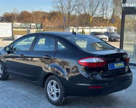 Форд Фиеста, объемом двигателя 1.6 л и пробегом 79 тыс. км за 9300 $, фото 18 на Automoto.ua