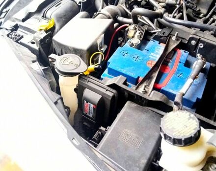Форд Фиеста, объемом двигателя 1.6 л и пробегом 125 тыс. км за 8300 $, фото 9 на Automoto.ua