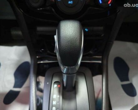 Форд Фиеста, объемом двигателя 1.6 л и пробегом 41 тыс. км за 9200 $, фото 24 на Automoto.ua