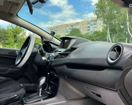 Форд Фиеста, объемом двигателя 1.6 л и пробегом 130 тыс. км за 8999 $, фото 9 на Automoto.ua