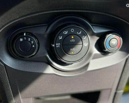 Форд Фиеста, объемом двигателя 1.6 л и пробегом 43 тыс. км за 9999 $, фото 18 на Automoto.ua