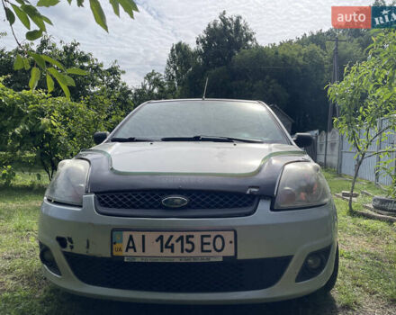 Форд Фиеста, объемом двигателя 1.4 л и пробегом 182 тыс. км за 3700 $, фото 2 на Automoto.ua