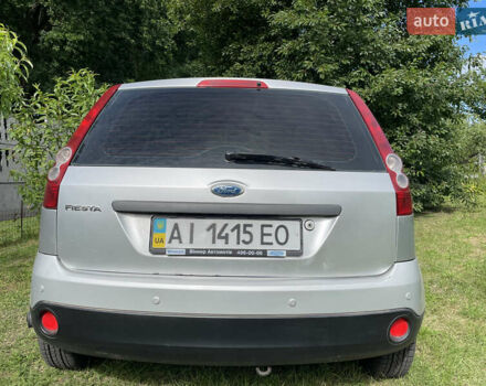 Форд Фиеста, объемом двигателя 1.4 л и пробегом 182 тыс. км за 3700 $, фото 3 на Automoto.ua