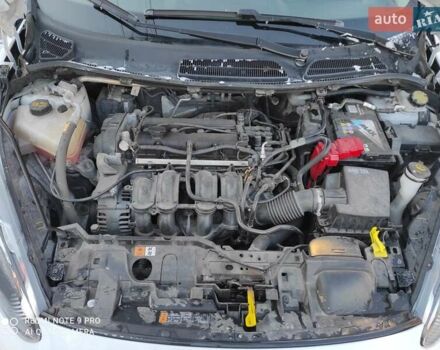 Форд Фиеста, объемом двигателя 1.6 л и пробегом 63 тыс. км за 8400 $, фото 6 на Automoto.ua