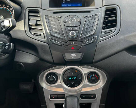 Форд Фиеста 2018 в Запорожье на Automoto.ua Форд Фиеста, объемом двигателя 1.6 л и пробегом 102 тыс. км за 9900 $, фото 12 на Automoto.ua