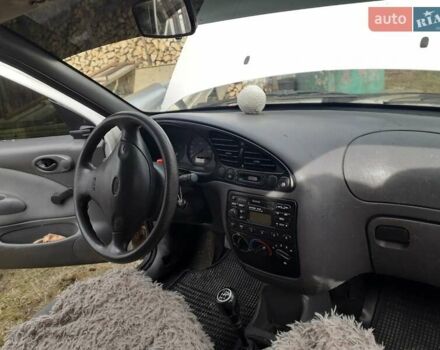 Форд Фієста, об'ємом двигуна 1.7 л та пробігом 200 тис. км за 1700 $, фото 1 на Automoto.ua