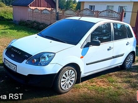 Форд Фиеста, объемом двигателя 1.3 л и пробегом 210 тыс. км за 3800 $, фото 1 на Automoto.ua