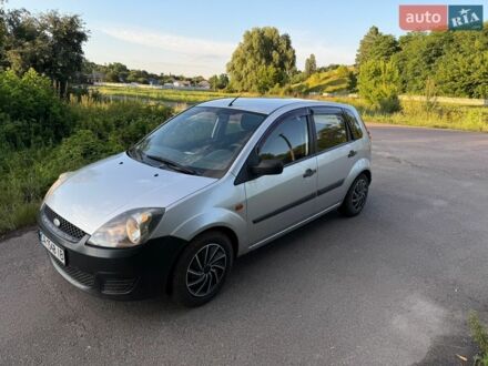 Форд Фиеста, объемом двигателя 1.4 л и пробегом 205 тыс. км за 2699 $, фото 1 на Automoto.ua
