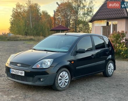 Форд Фиеста, объемом двигателя 1.4 л и пробегом 195 тыс. км за 3950 $, фото 1 на Automoto.ua