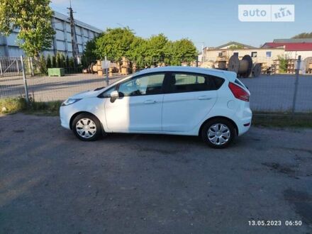 Форд Фиеста 2010 в Чернигове на Automoto.ua Форд Фиеста, объемом двигателя 1.25 л и пробегом 134 тыс. км за 6000 $, фото 1 на Automoto.ua