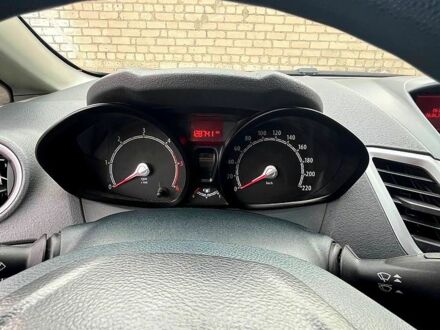 Форд Фієста 2011 у Кривому Розі на Automoto.ua Форд Фієста, об'ємом двигуна 1.4 л та пробігом 140 тис. км за 5400 $, фото 1 на Automoto.ua