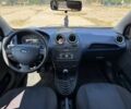 Желтый Форд Фиеста, объемом двигателя 1.2 л и пробегом 205 тыс. км за 3000 $, фото 9 на Automoto.ua