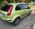 Желтый Форд Фиеста, объемом двигателя 1.4 л и пробегом 84 тыс. км за 4902 $, фото 3 на Automoto.ua