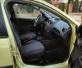 Желтый Форд Фиеста, объемом двигателя 1.4 л и пробегом 155 тыс. км за 2900 $, фото 6 на Automoto.ua