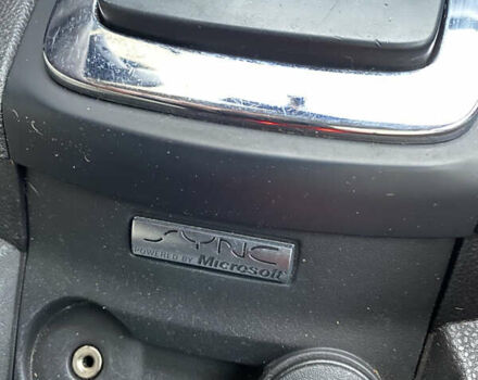 Жовтий Форд Фієста, об'ємом двигуна 1.6 л та пробігом 147 тис. км за 8000 $, фото 15 на Automoto.ua