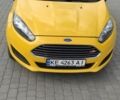 Желтый Форд Фиеста, объемом двигателя 1 л и пробегом 122 тыс. км за 8000 $, фото 1 на Automoto.ua