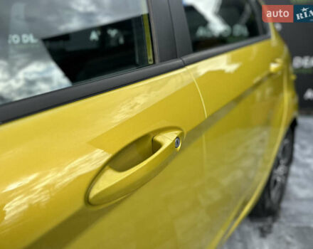 Форд Фієста 2015 у Вінниці на Automoto.ua Жовтий Форд Фієста, об'ємом двигуна 1 л та пробігом 87 тис. км за 9200 $, фото 25 на Automoto.ua