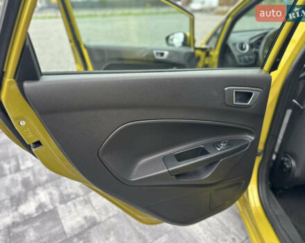 Форд Фієста 2015 у Вінниці на Automoto.ua Жовтий Форд Фієста, об'ємом двигуна 1 л та пробігом 87 тис. км за 9200 $, фото 43 на Automoto.ua