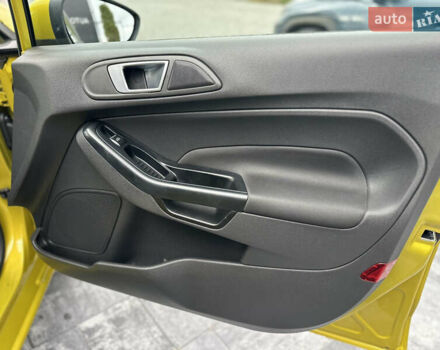 Форд Фієста 2015 у Вінниці на Automoto.ua Жовтий Форд Фієста, об'ємом двигуна 1 л та пробігом 87 тис. км за 9200 $, фото 48 на Automoto.ua