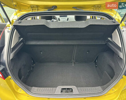 Форд Фієста 2015 у Вінниці на Automoto.ua Жовтий Форд Фієста, об'ємом двигуна 1 л та пробігом 87 тис. км за 9200 $, фото 44 на Automoto.ua