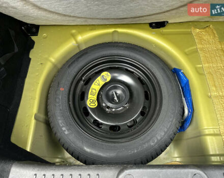 Форд Фієста 2015 у Вінниці на Automoto.ua Жовтий Форд Фієста, об'ємом двигуна 1 л та пробігом 87 тис. км за 9200 $, фото 45 на Automoto.ua