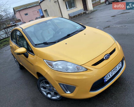 Жовтий Форд Фієста, об'ємом двигуна 1.6 л та пробігом 147 тис. км за 8000 $, фото 1 на Automoto.ua