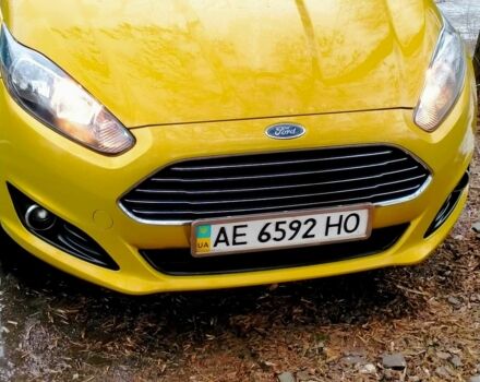Желтый Форд Фиеста, объемом двигателя 1 л и пробегом 92 тыс. км за 8500 $, фото 1 на Automoto.ua