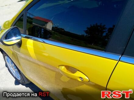 Желтый Форд Фиеста, объемом двигателя 1 л и пробегом 91 тыс. км за 9000 $, фото 1 на Automoto.ua