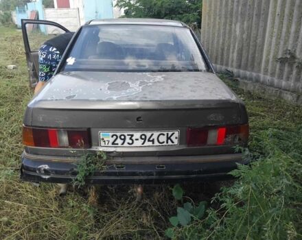 Серый Форд Фиеста, объемом двигателя 0 л и пробегом 170 тыс. км за 1100 $, фото 3 на Automoto.ua