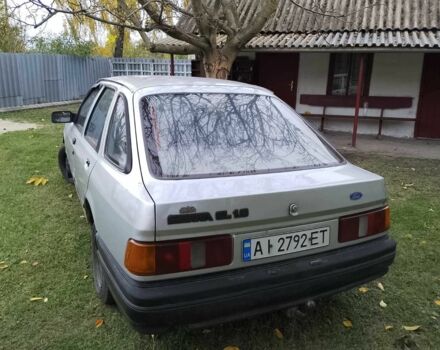 Серый Форд Фиеста, объемом двигателя 1.6 л и пробегом 600 тыс. км за 900 $, фото 2 на Automoto.ua