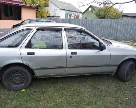 Серый Форд Фиеста, объемом двигателя 1.6 л и пробегом 600 тыс. км за 900 $, фото 3 на Automoto.ua