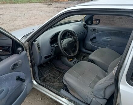 Сірий Форд Фієста, об'ємом двигуна 1.3 л та пробігом 200 тис. км за 1750 $, фото 11 на Automoto.ua