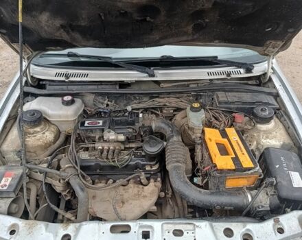 Сірий Форд Фієста, об'ємом двигуна 1.3 л та пробігом 200 тис. км за 1750 $, фото 8 на Automoto.ua