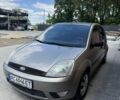 Серый Форд Фиеста, объемом двигателя 1.4 л и пробегом 372 тыс. км за 3500 $, фото 5 на Automoto.ua