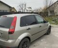 Серый Форд Фиеста, объемом двигателя 1.4 л и пробегом 237 тыс. км за 3500 $, фото 1 на Automoto.ua